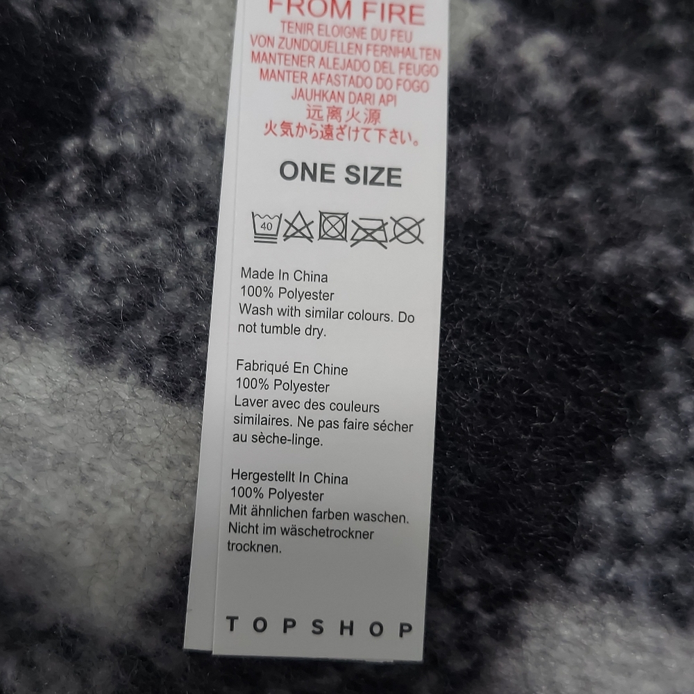 NWT Topshop Heavy Brush Buffalo Check Fringe Winter Scarf - Picture 7 of 8